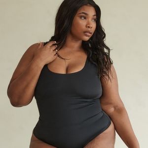 Scoop Tank Hourglass Shapewear Thong Bodysuit